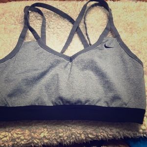 Sports bra